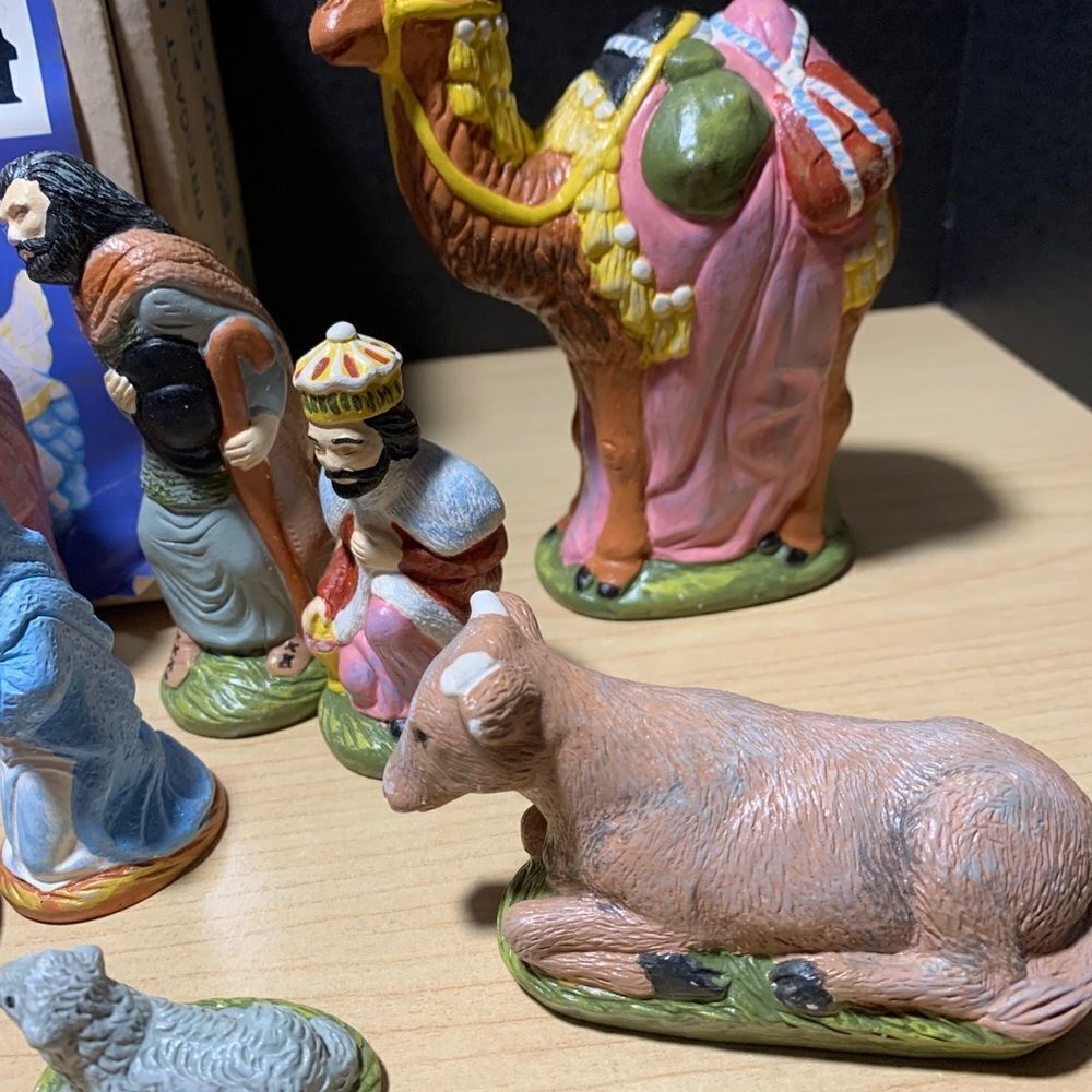 Wee Crafts Hand-painted Nativity Set - Picture 10 of 10